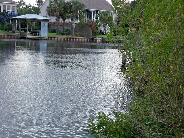 2nd image of 221 Tarpon Dr