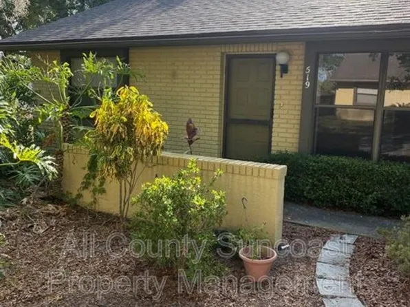 519 Curlew Pl E, Palm Harbor, FL 34683