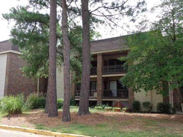 1859 Poplar Woods Cir W APT 302