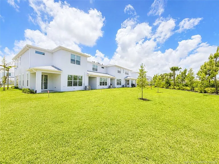 3583 NW Solange Ct — Photo 48