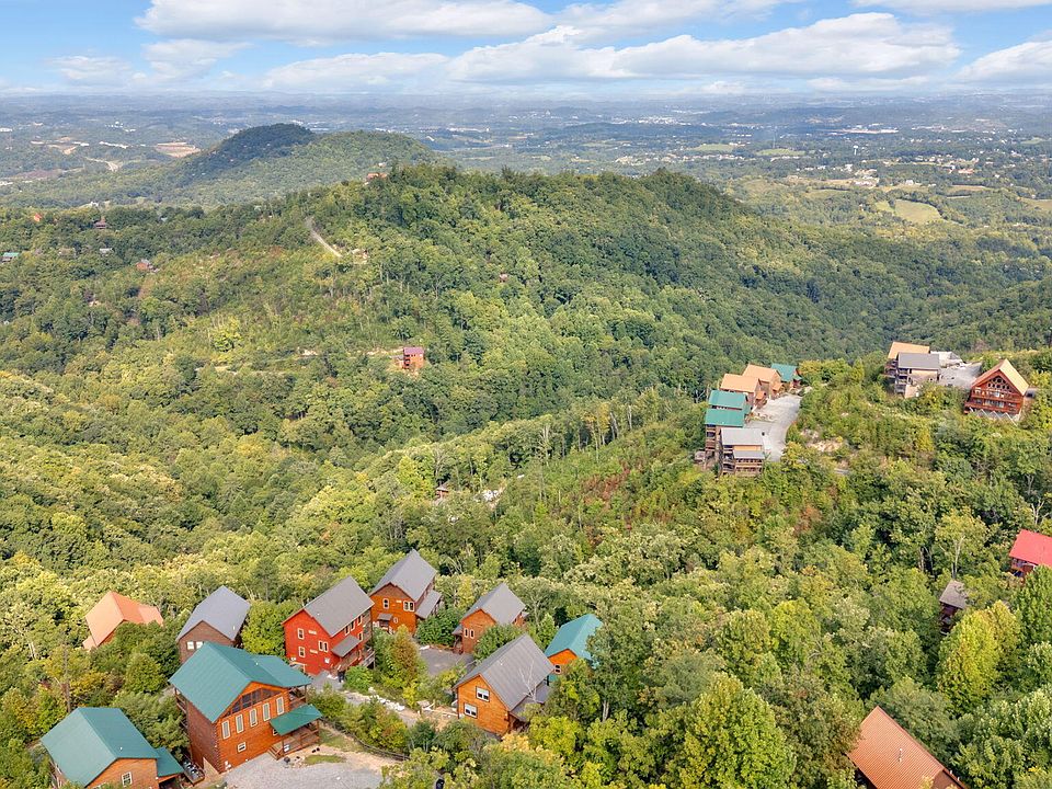 2251 Fox Berry Way, Sevierville, TN 37876 | Zillow