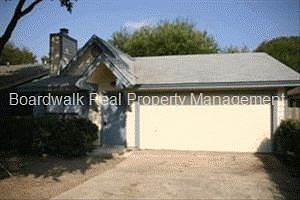 2nd image of 3919 Heritage Hill Dr