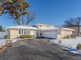 10215 S 82nd Ave, Palos Hills, IL