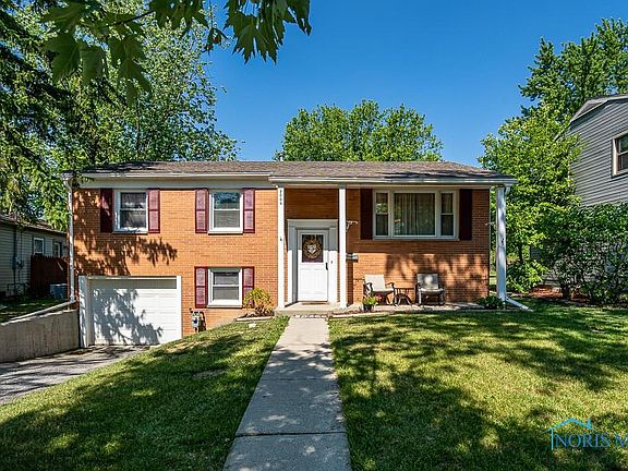 2nd image of 2604 Greenacre Dr