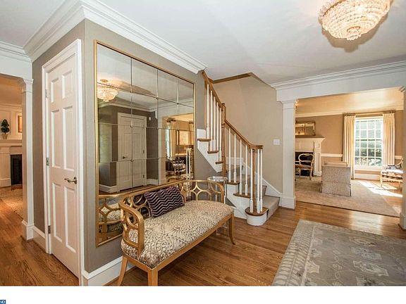 2nd image of 9 Halsey Dr