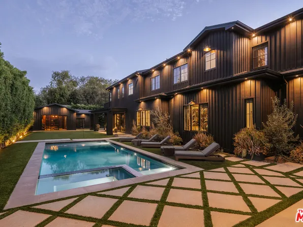 5330 Amestoy Ave, Encino, CA 91316