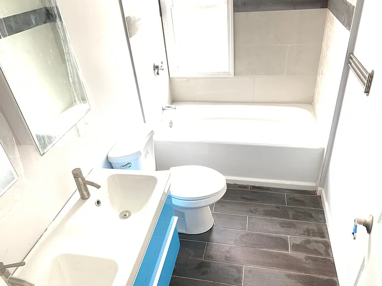 34 Ibbetson St #2 — Photo 5