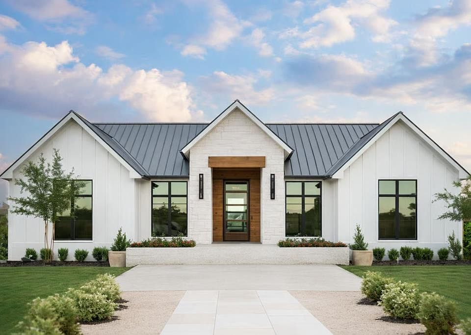 1st image of 735 Clear View Ct