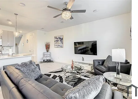 1055 Plantation Ln — Photo 22
