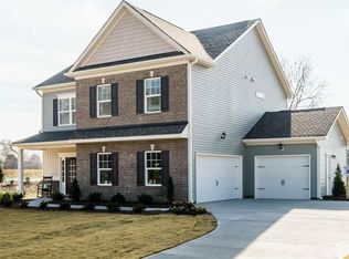 21 Highland Rhodes Dr, Clayton, NC 27520