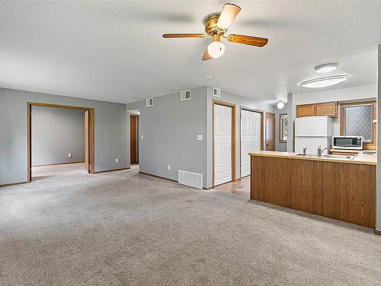 758 Westwinds Dr #6 — Photo 12