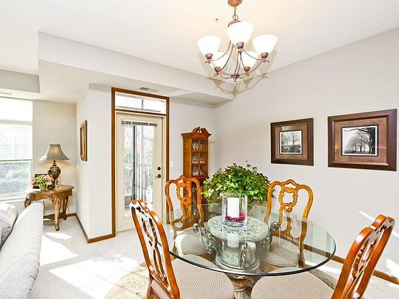 Dining room and Deck Entry
