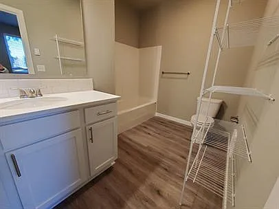 1244 Cora St SE #304 — Photo 6