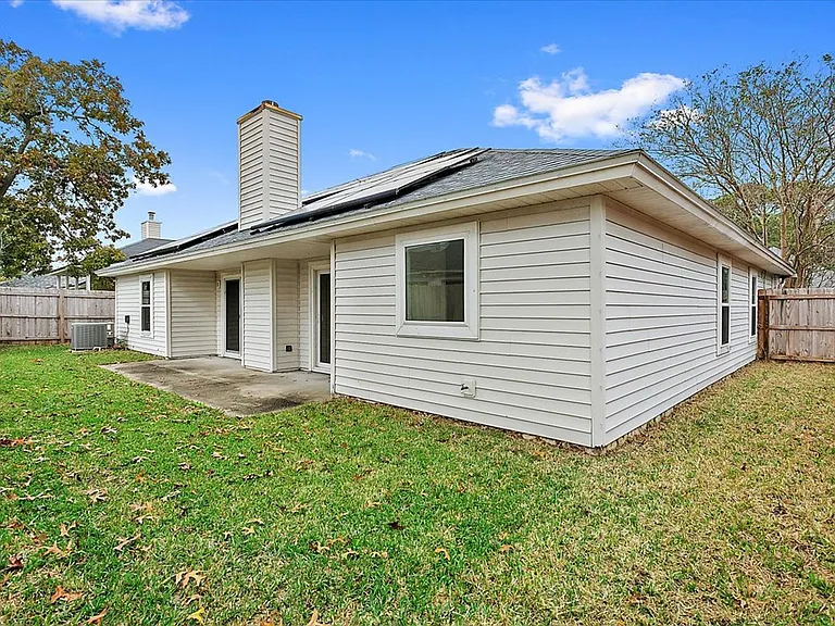 12288 Harbor Winds Dr N — Photo 21