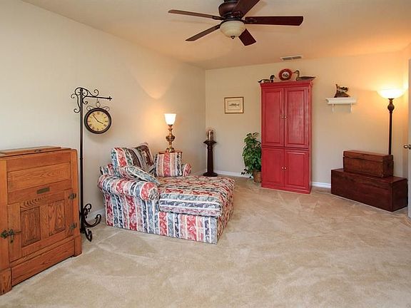 3rd image of 12817 Fish Ln