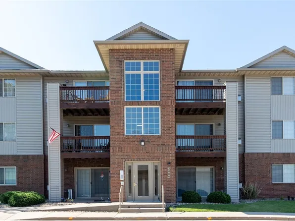3000 Wilson Ave SW APT 2, Cedar Rapids, IA 52404