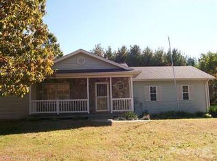 5380 Blackberry Ln, Coloma, MI 49038