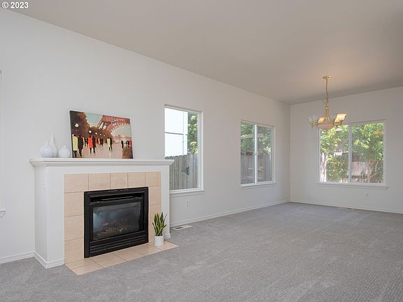 5th image of 9407 NE Tenny Creek Dr
