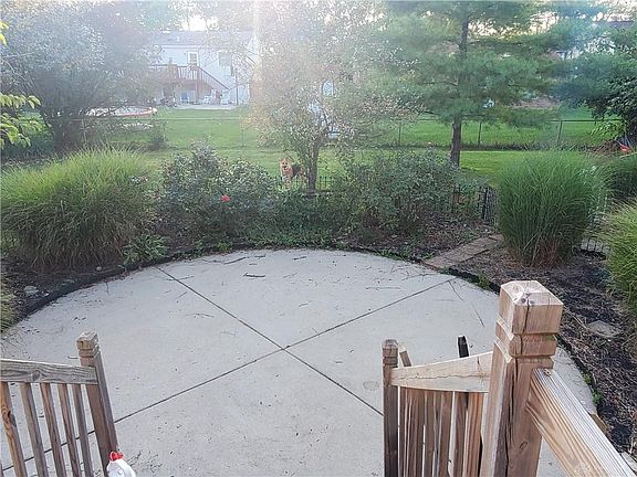 3rd image of 3183 Charlotte Mill Dr