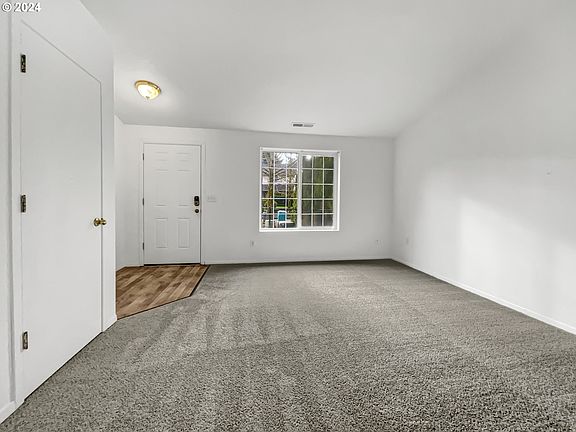 3rd image of 10004 NE 20th St