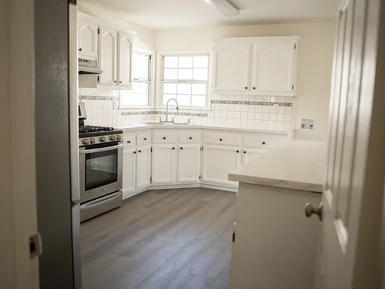 4815 Hersholt Ave — Photo 7