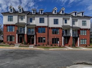 515 Griffith Village Ln, Davidson, NC 28036