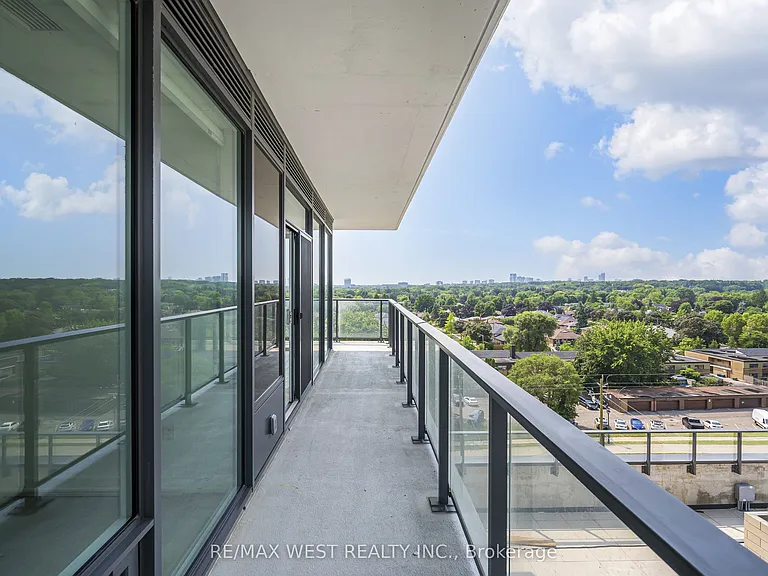4010 Eglinton Ave W #815 — Photo 20