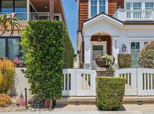 611 Marigold Ave #B, Corona Del Mar, CA 92625