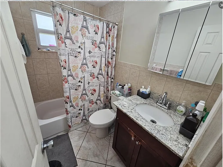 6865 NW 27th Ct — Photo 6
