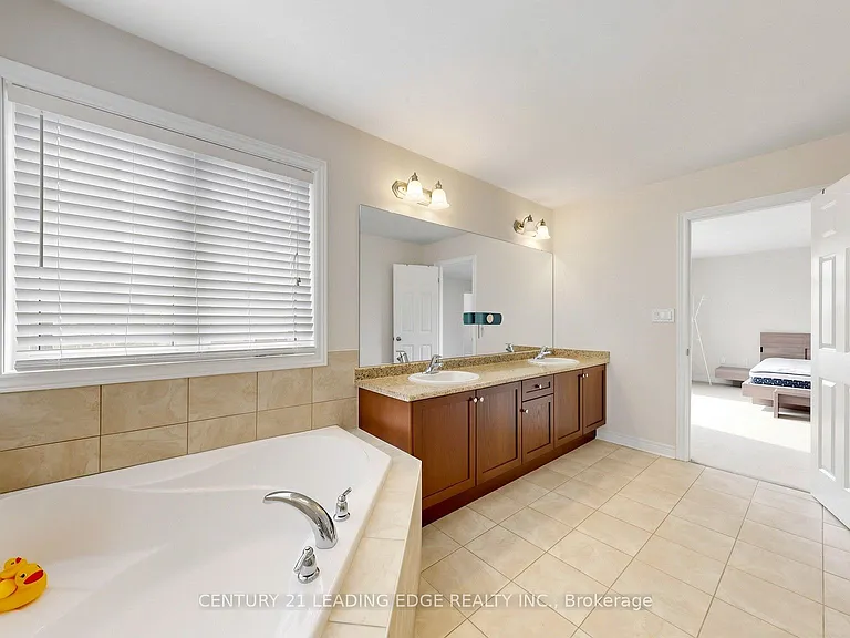72 Staglin Ct — Photo 31