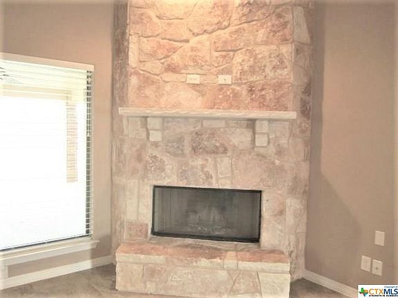 5th image of 3102 Crystal Ann Dr