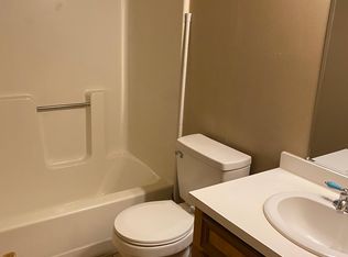 12 Hanberry Cv, Hattiesburg, MS 39402
