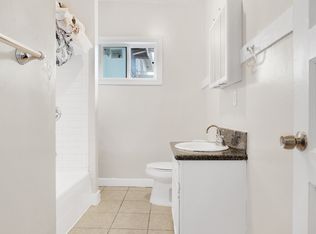 1296 W Jefferson Blvd #2 & 4, Los Angeles, CA 90007