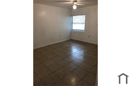 12213 N 58th St Photo 1