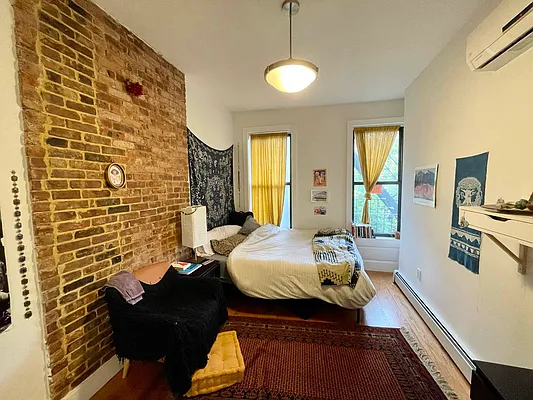 Rented by Massada Home Sales Inc | media 14