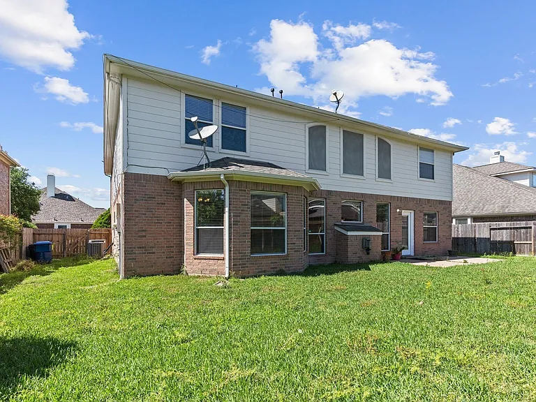 3531 Shoreview Ln — Photo 49