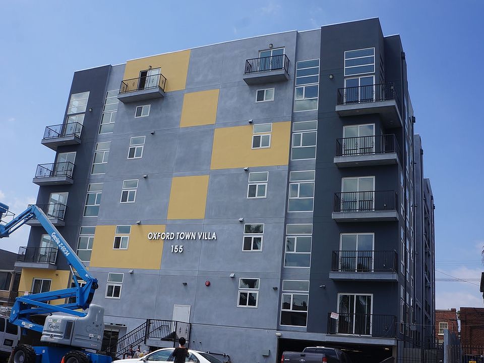 1st image of 157 S Oxford Ave #305