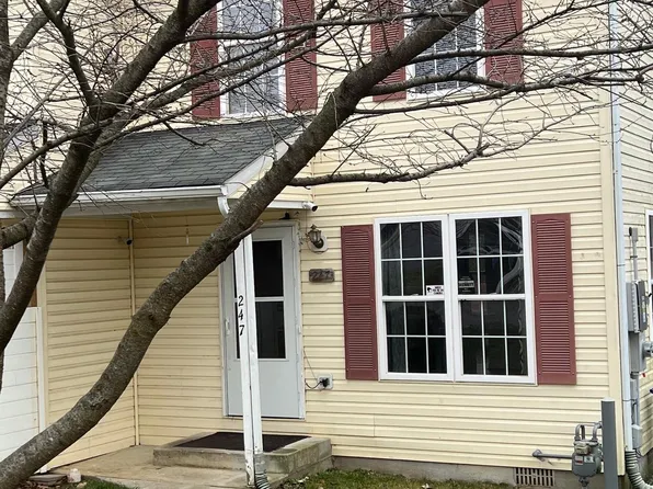 247 Merrbaugh Dr, Hagerstown, MD 21740