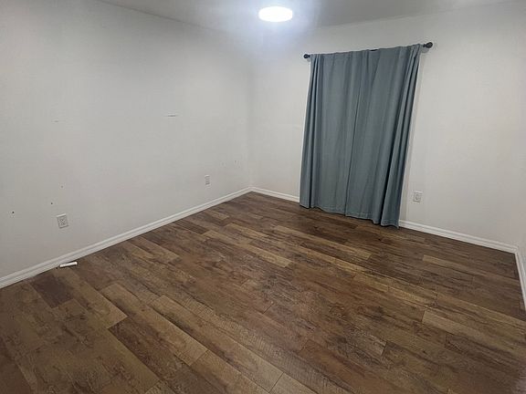 5th image of 4817 W 134th Pl #1/2
