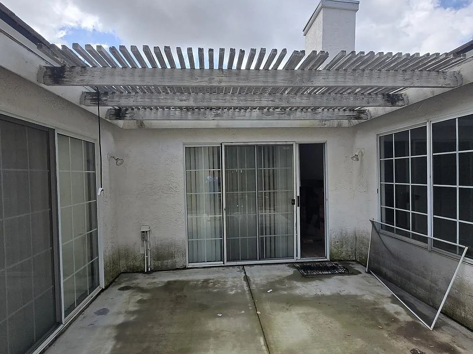 2nd image of 25450 Bellemore Dr