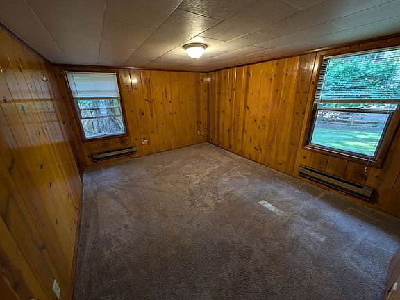 5th image of 10121 Lake Steilacoom Dr SW