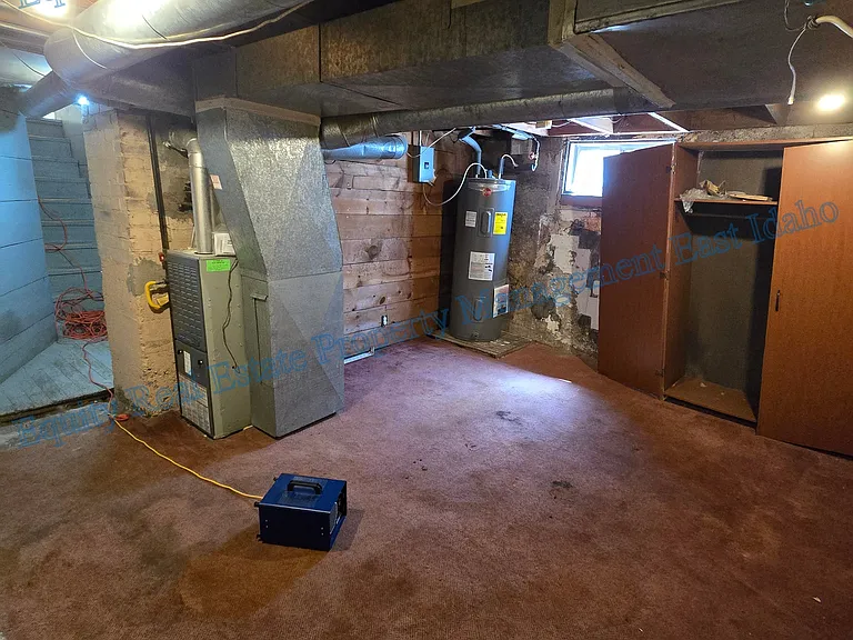 925 W Clark St #925 — Photo 29