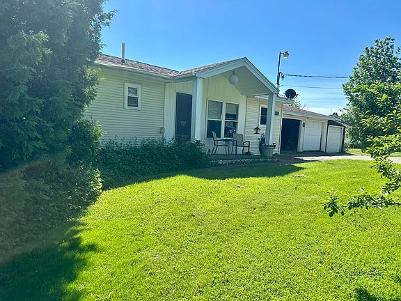 4th image of 3476 W Chapman Road