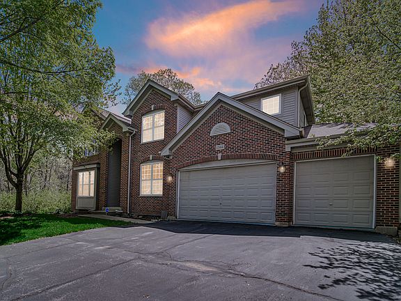 2nd image of 1344 Essex Dr