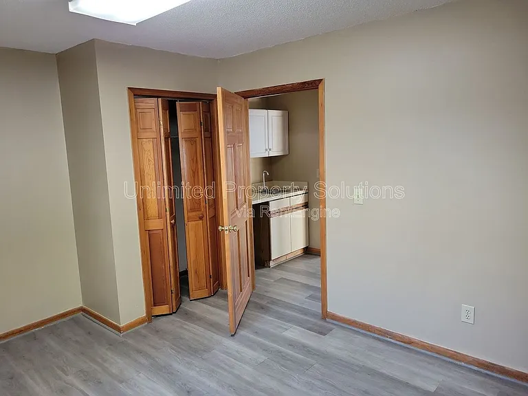 108 N Kerr Ave #E4 — Photo 6