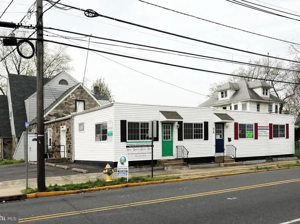 32 E Browning Rd #2, Bellmawr, NJ 08031