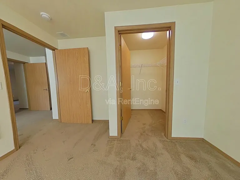 2960 NW Tyler Ave #103 — Photo 7