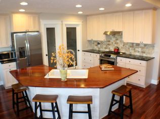 1103 Ledgestone Ln, Branson West, MO 65737