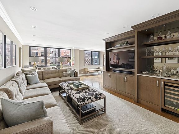 2nd image of 239 E 79th St APT 7F