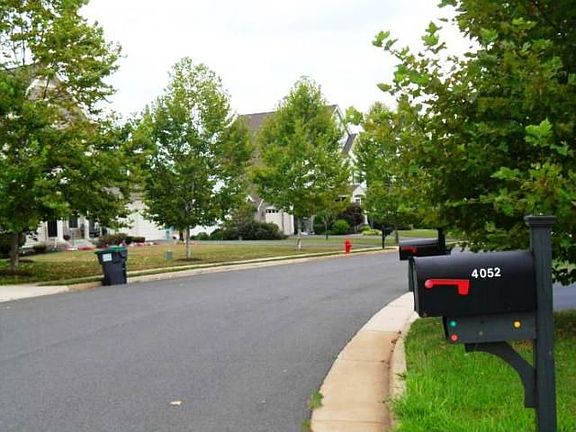 4th image of 4052 Von Neuman Cir
